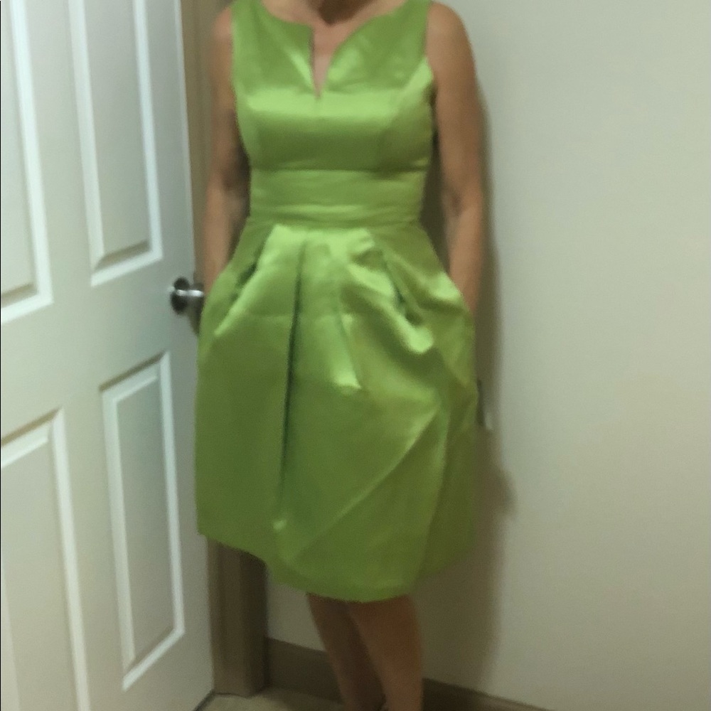 Sleeveless Cocktail dress with Pockets